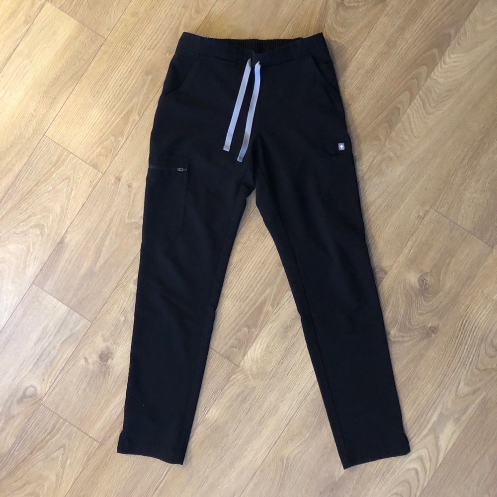 FIGS scrub pants